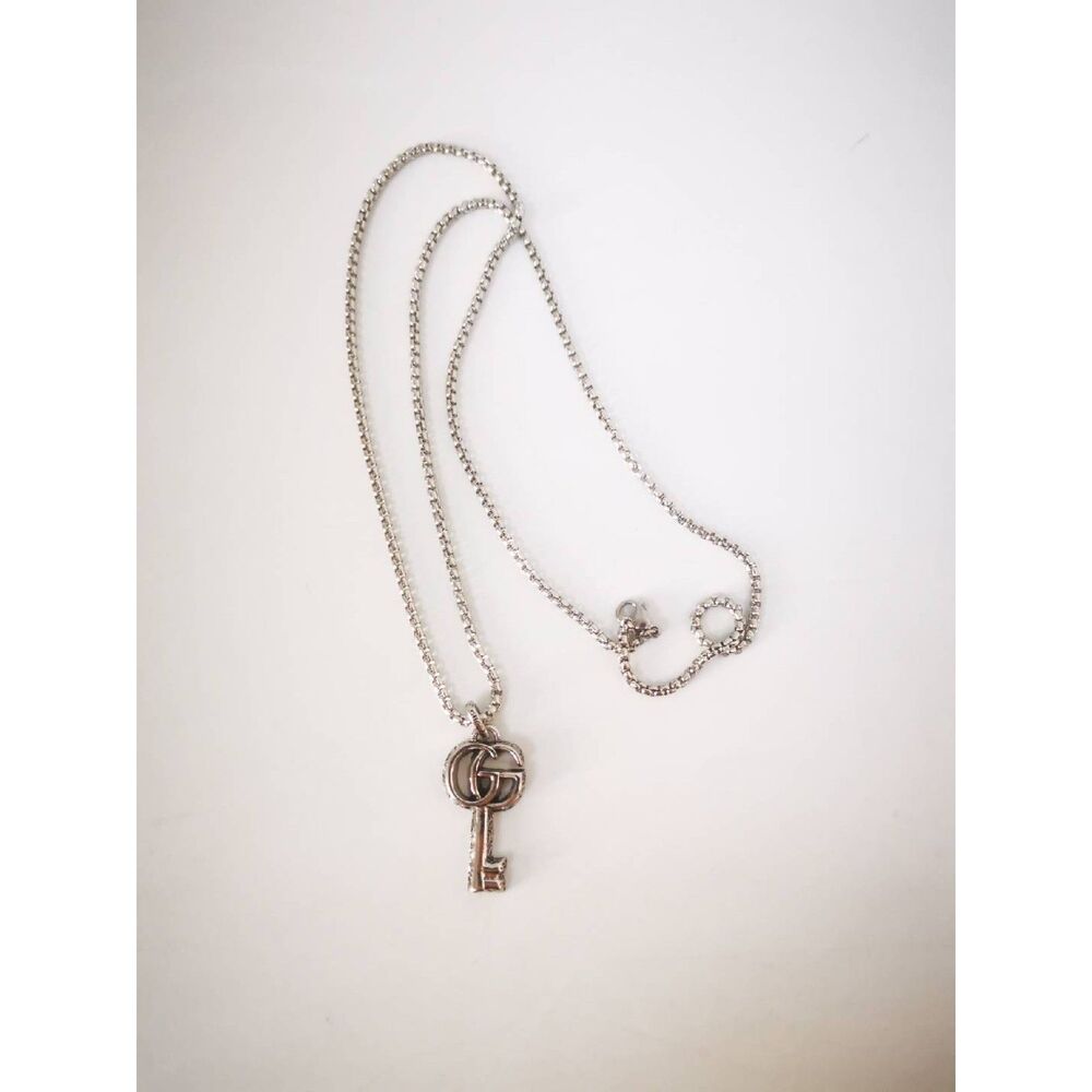 GUCCI Letter Key Necklace Vintage Couple Style Sweater Chain Jewelry - Picture 3 of 4
